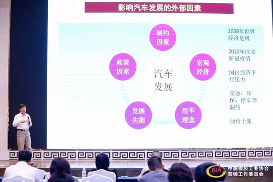 中國(guó)今年的“汽車產(chǎn)銷數(shù)據(jù)” 中國(guó)今年的“汽車產(chǎn)銷數(shù)據(jù)”