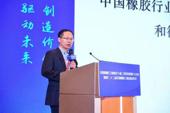 中橡協副會長兼秘書長雷昌純 中橡協副會長兼秘書長雷昌純