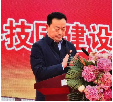 江昕輪胎以掀起第三次輪胎革命為使命，建成全國免充氣輪胎產(chǎn)業(yè)園項(xiàng)目。