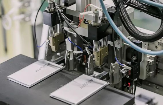 中科院研制！新型鋰電池量產