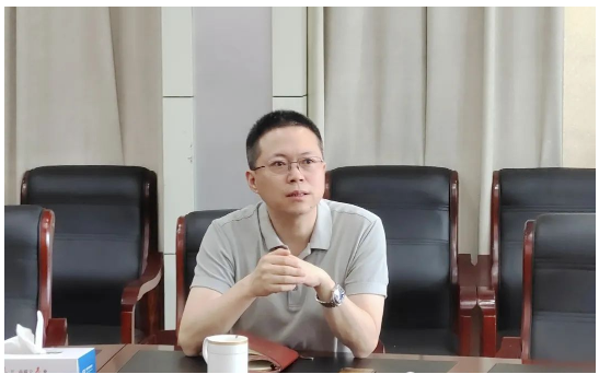 河南理工大學到天基輪胎考察