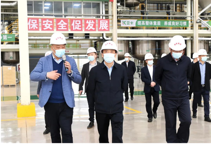 盧董介紹，江西涂聯的創新重點有兩個：一個是產品創新，一個是運營模式的創新。