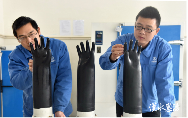 橡企助力，神舟十五號飛船發(fā)射成功！