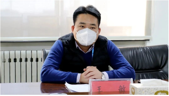 王敏董事長帶領大家一同學習了尚主席在集團2022年精益管理總結(jié)暨2023年“精益體系攻堅年”啟動大會上的講話。 王敏董事長帶領大家一同學習了尚主席在集團2022年精益管理總結(jié)暨2023年“精益體系攻堅年”啟動大會上的講話。