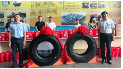 2022年，公司全鋼子午線載重輪胎生產(chǎn)規(guī)模達到設(shè)計目標(biāo)200萬套，目標(biāo)銷售收入18億元，并啟動600萬條半鋼項目。