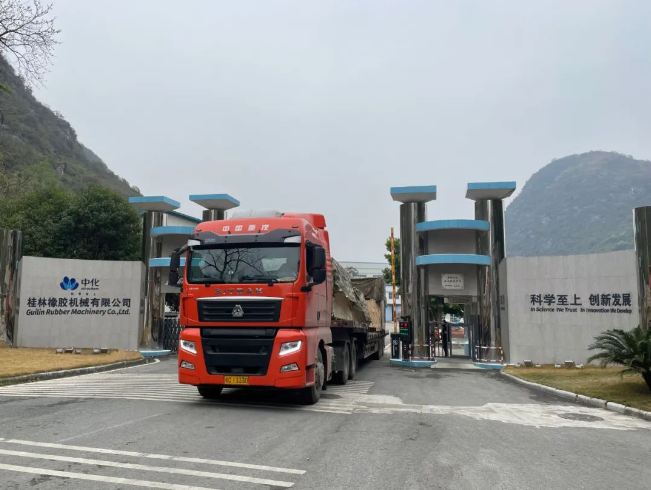 3天發出23車,橡機企業發貨忙 3天發出23車,橡機企業發貨忙