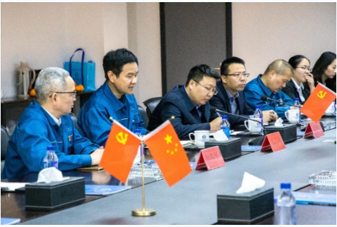 雙箭股份公司作為桐鄉(xiāng)市的重要制造業(yè)企業(yè)，一直受到市委市政府的關(guān)注和支持。此次調(diào)研活動的開展，為桐鄉(xiāng)市政府提供了深入了解企業(yè)發(fā)展狀況、及時了解企業(yè)發(fā)展問題的機會，也為雙箭股份公司提供了一個展示企業(yè)形象、加強與政府合作的機會。