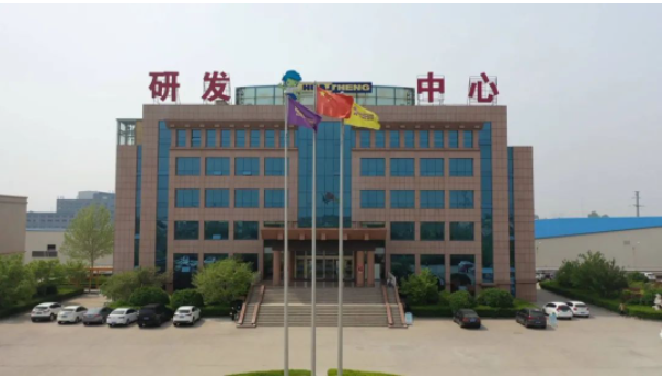 此外，據(jù)了解，廣饒縣加強了科技服務(wù)保障，通過全方位、多渠道了解企業(yè)創(chuàng)新發(fā)展現(xiàn)狀及存在問題，并為華盛橡膠集團的該項目提供了一站式的全程跟蹤服務(wù)。