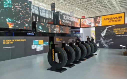 第十三屆中國(廣饒)國際橡膠輪胎暨汽車配件展覽會(ChinaGRTAE)在廣饒國際博覽中心盛大舉行。昊華輪胎以引人注目的方式在E1館15號展位亮相，吸引了眾多客戶駐足咨詢，為進一步開拓國內(nèi)外市場和尋找新的合作機會奠定了堅實基礎。