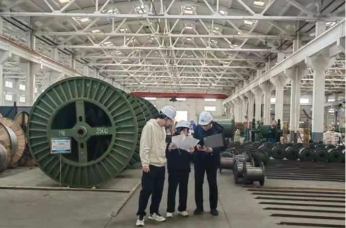 該驗收的順利進行標志著青島豪邁電纜集團在智能制造方面具備了一定的水平。接下來，他們將繼續優化互聯接入工作，確保將業務、物聯、視頻等相關數據及時、穩定、準確地傳輸至國網電工裝備智慧物聯平臺，為國網公司提供高質量的產品和服務。