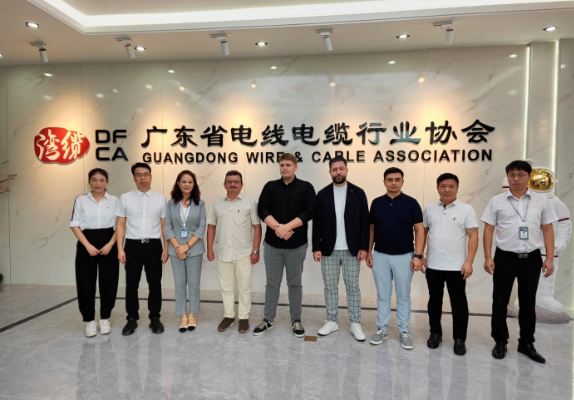 俄羅斯代表表示，此次廣東省電線電纜行業協會的交流活動是一次富有成果的訪問。他們不僅關注設備采購，還發現了連接器線束、新能源線纜等潛在商機。他們熱切期待著中國企業能夠前往俄羅斯考察，并在未來實現更緊密的中俄合作。