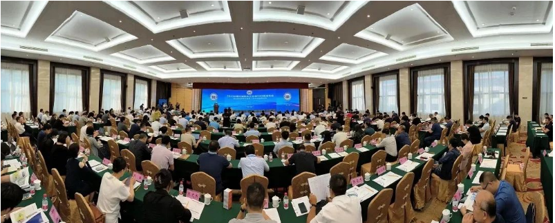 2023中國石油和化工企業500強發布會暨全面加快建設世界一流企業高峰論壇于近日在河南濮陽盛大召開。這一盛會的重頭戲是2023中國石油和化工企業500強排行榜的發布，令人矚目的是，有38家輪胎企業成功榜上有名。