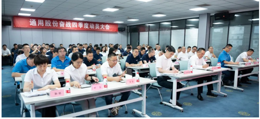 程金元還表示，國(guó)內(nèi)外貿(mào)在1-8月也實(shí)現(xiàn)了營(yíng)收和利潤(rùn)的雙增長(zhǎng)，出口同比增長(zhǎng)約30%。目前海外雙基地的格局已經(jīng)落成，并正在進(jìn)入快速發(fā)展階段，前景十分可期。